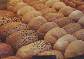 Miniatura: Polacy myślą, że to najgorsze bułki....