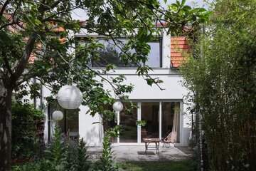Remont domu kostki z&nbsp;lat 50. XX wieku, projekt Mimosa Architects
