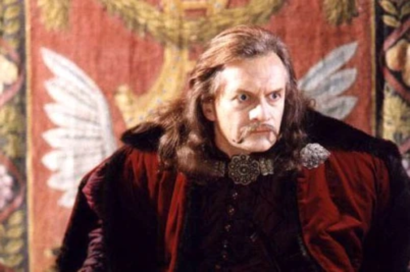 Andrzej Seweryn jako książę Jeremi Michał Wiśniowecki w filmie „Ogniem i mieczem” (1999) 