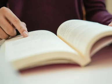 Miniatura: QUIZ. Uzupełnisz popularne polskie...