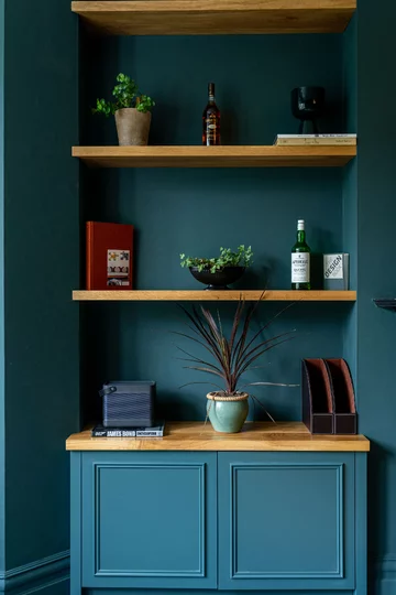 Wnętrza w wakacyjnym klimacie, projekt Red Deer downloadfor.press, Red Deer