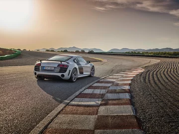Audi R8 Coupé V10 GT RWD 