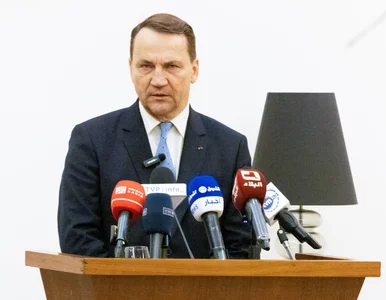 Miniatura: Sikorski o decyzji Nawrockiego: upokorzyła...