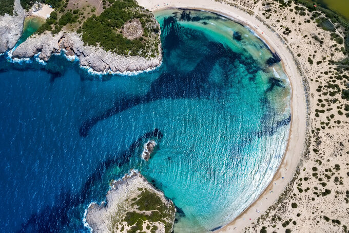 Plaża Voidokilia w kontynentalnej części Grecji