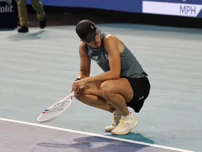 Miniatura: Świątek jest nad przepaścią?...