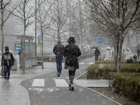 Ostrzeżenia pogodowe przed śniegiem. IMGW podało, ile cm białego puchu...