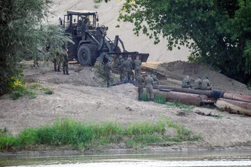 Budowa mostu pontonowego, 31 sierpnia 