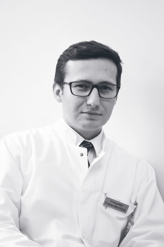 Dr Michał Skrzypczyk Urolog  z kliniki Urologii CMKT w Warszawie