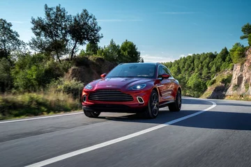 Aston Martin DBX 