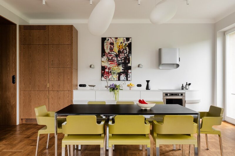 Apartament pełen sztuki, czyli designerski balans na Starym Mokotowie, projekt FUGA Architektura Wnętrz