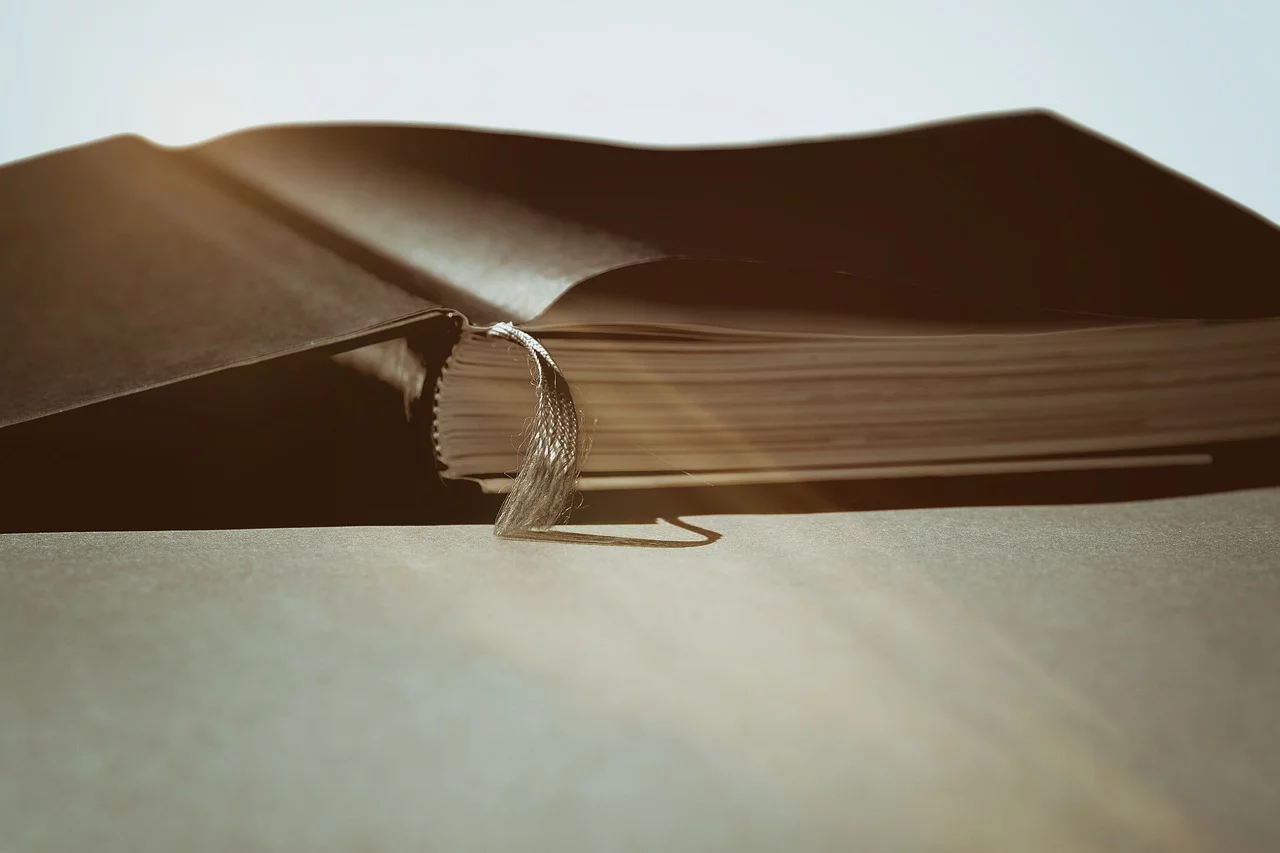 Wiesz, co oznaczają te słowa? Zestaw trudnych wyrazów na literę „r”