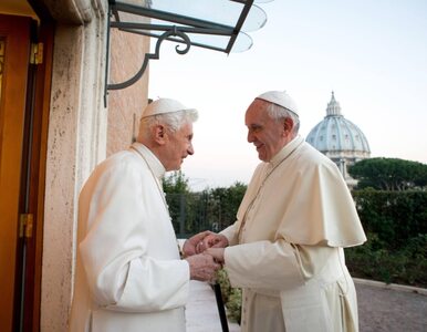 Miniatura: Papież odwiedził swojego poprzednika....