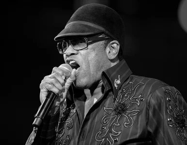 Miniatura: Zmarł legendarny wokalista