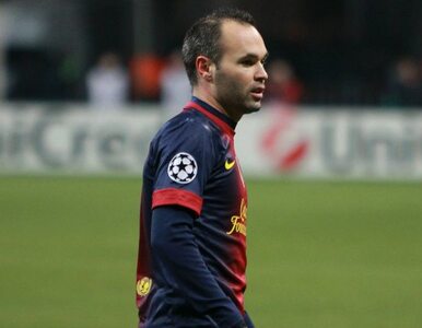 Miniatura: Andres Iniesta prosi o pieniądze. Chce...