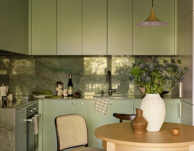 Miniatura: Zapomnij o białej kuchni. Zielone szafki...