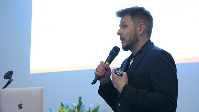 Lek. Kamil Pielaszkiewicz