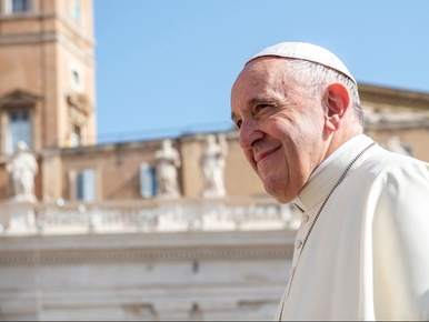 Zełenski rozmawiał z papieżem Franciszkiem. „Nasi ludzie potrzebują...