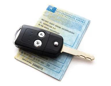 Miniatura: Jak się ma sytuacja z rejestracjami aut w...