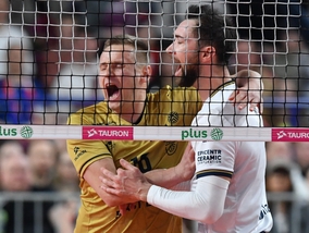 O półfinał walczą jeszcze cztery drużyny. Oto terminarz fazy play-off...