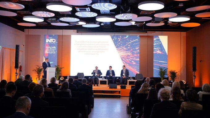PKO Bank Polski będzie wspierał transformację poprzez kredyty dla klientów biznesowych