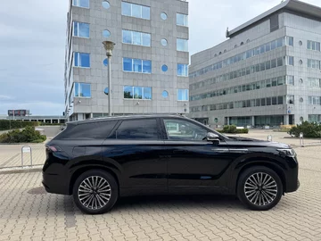 Jaecoo 8 Super Hybrid 