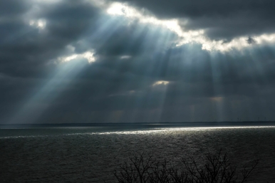 Wracają upały do 35℃. do tego burze i wiatr do 100 km/h. Prognoza pogody