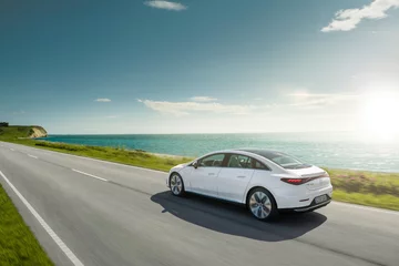 Mercedes-Benz EQE 