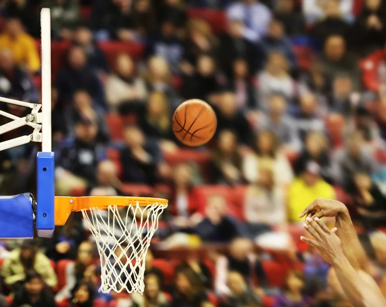 Miniatura: 30-letni uchodźca podawał się za 17-latka....