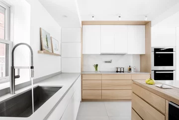 Mieszkanie w bieli, projekt Newsam Construction 2624-01, v2com