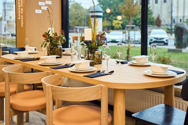 Miniatura: IKEA zaprasza do stołu! 300 nowości do...