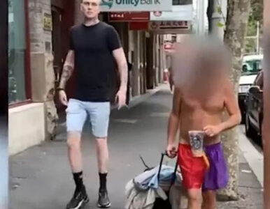 Australijski TikToker i YouTuber krytykowany za wideo z bezdomnym