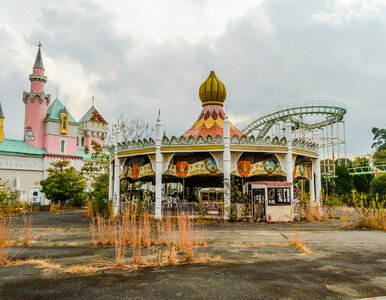 Miniatura: Opuszczony japoński „Disneyland”. Zostały...