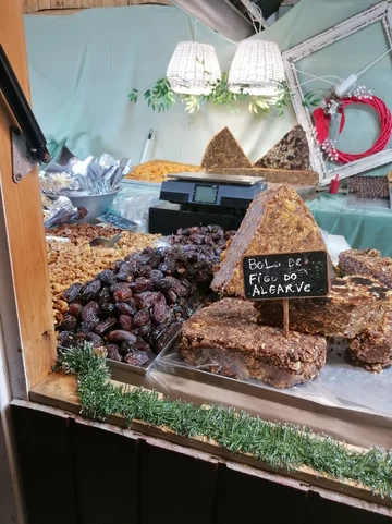 Jarmark świąteczny w Lizbonie 