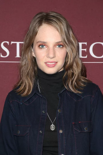 Maya Hawke 