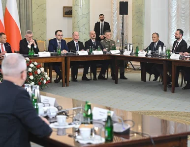 Miniatura: Tusk opuścił posiedzenie RBN przed...