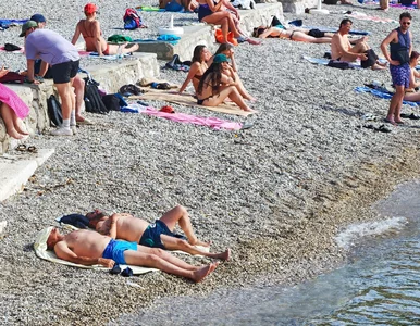 Miniatura: W perle nad Adriatykiem robi się zbyt...