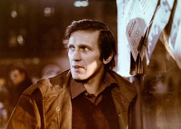 Jan Englert Kadr z filmu „Mniejsze niebo”.
