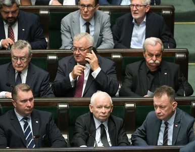 Miniatura: Nerwowe rozmowy w PiS przed 23 lipca....