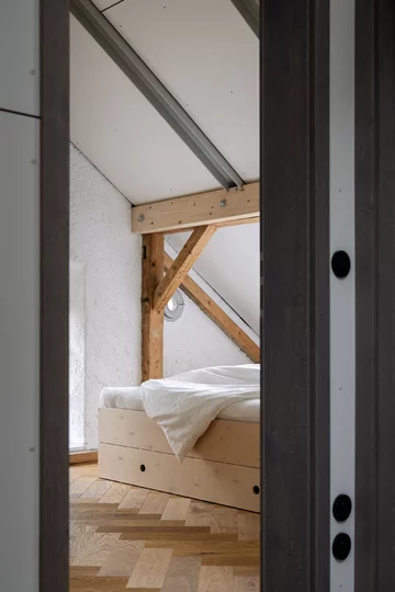 Remont starej chaty, projekt Studio Plyš 