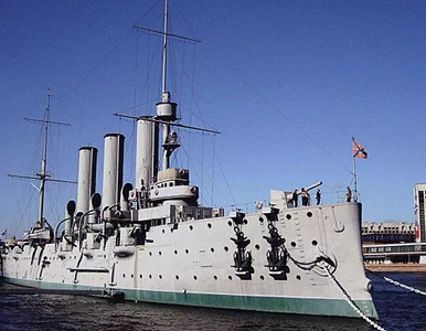 Miniatura: Z Aurory wystrzał już nie padnie