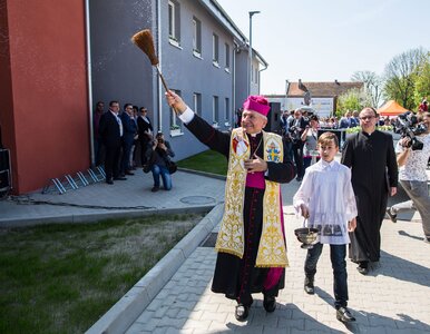 Miniatura: Biskup Janiak twierdzi, że padł ofiarą...