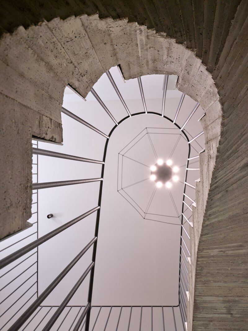 Nowe życie historycznego Hořec Centre w Karkonoszach, projekt Aleš Lapka i Petr Kolár z pracowni ADR