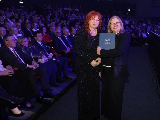 prof. Kuzior z prof. Ewą Stańczyk-Hugiet