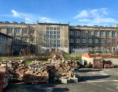 Miniatura: „Współczesne getto”, „podłe miejsce”....