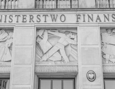 Miniatura: Padł strzał. W siedzibie Ministerstwa...