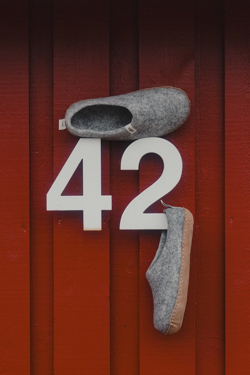 Wełniane kapcie od&nbsp;HOP DESIGN