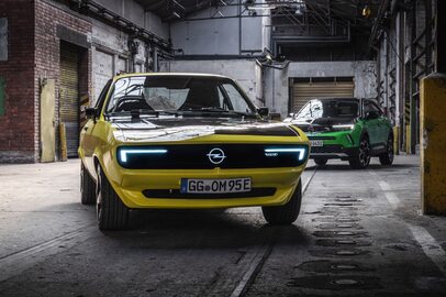 Miniatura: Opel Manta GSe ElektroMOD