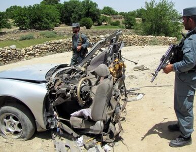 Miniatura: Afganistan: wojsko odbiło zakładników z...