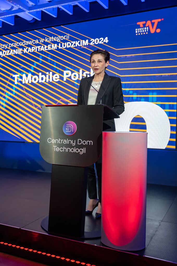 Dorota Kurpianowicz-Legutko, członkini zarządu T-Mobile Polska