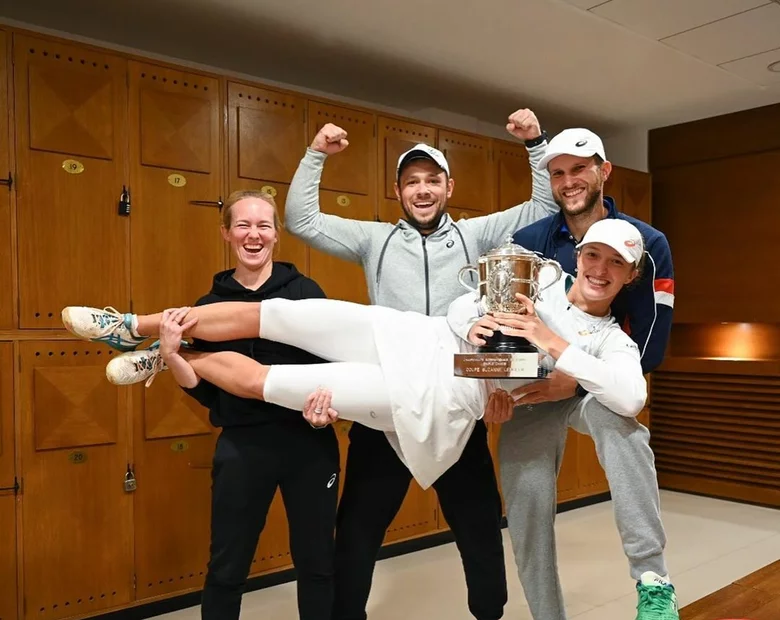 Miniatura: Abramowicz o drodze Igi Świątek na szczyt....